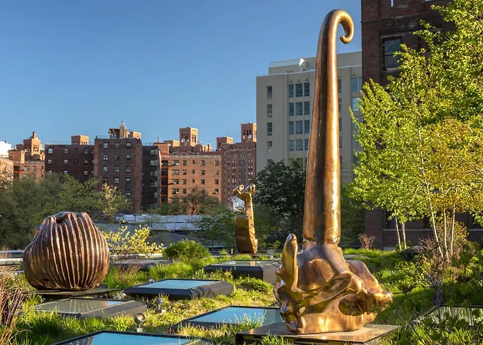 Get Your Zen On: Relaxing Studio In Central